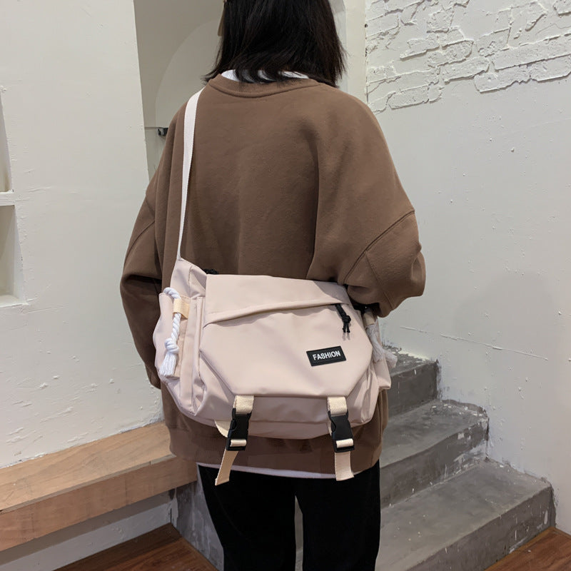 Damen Schultertasche mit großer Kapazität, aus  robustem Nylon - POBLETE