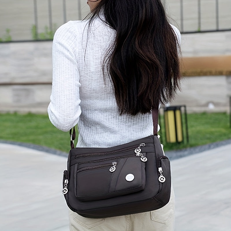 Trendige Schultertasche mit großer Kapazität, aus Nylon - MEMBRILLA